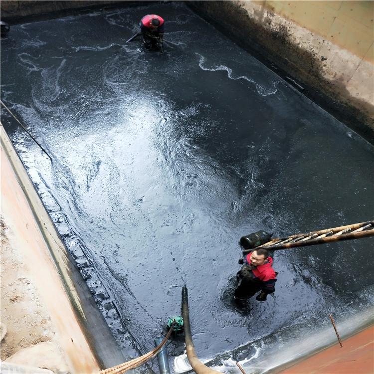 乌什废水池清理